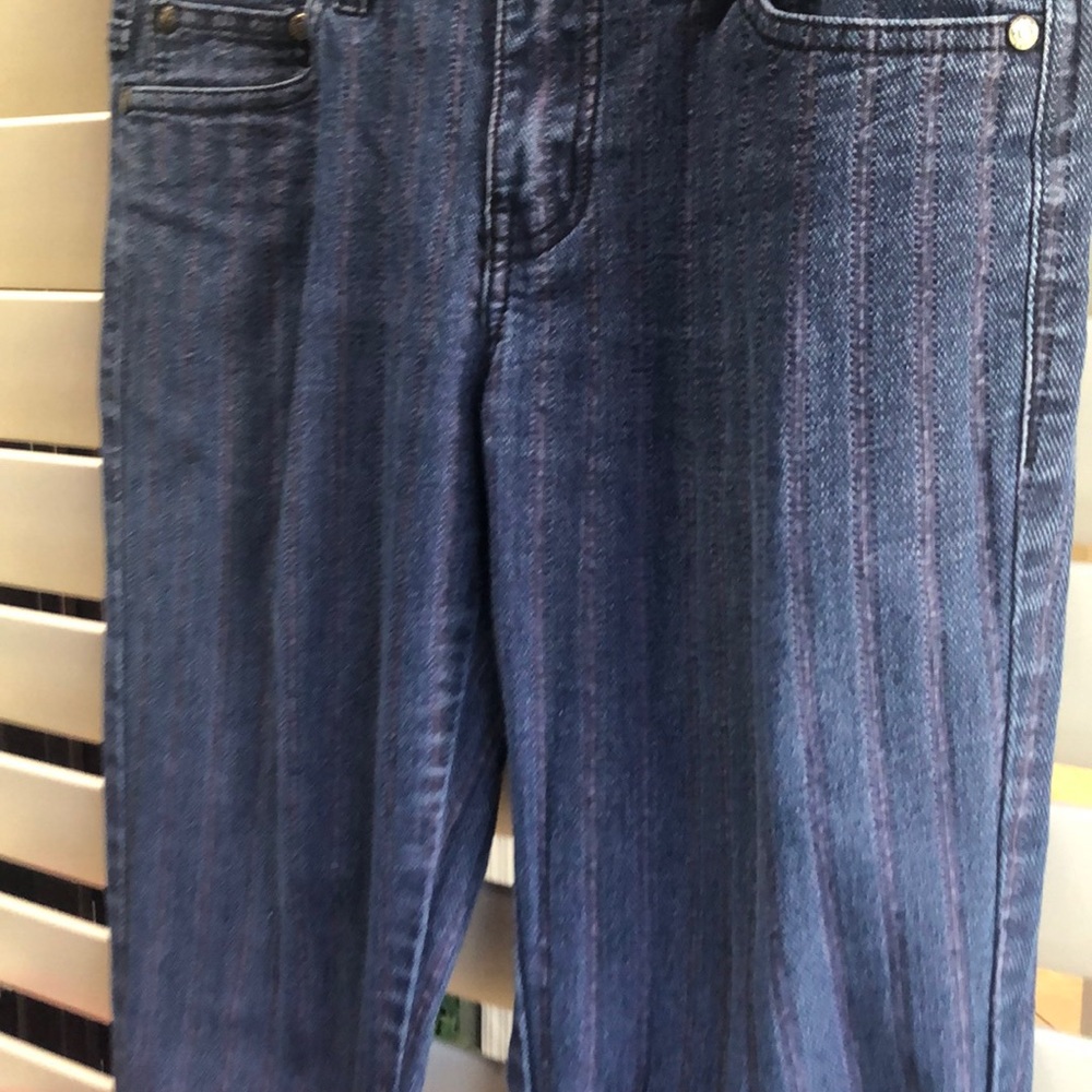 Jeans - Picture 3 of 5